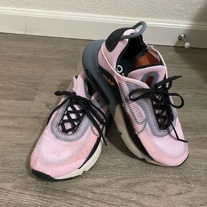 Nike Air Max 2090